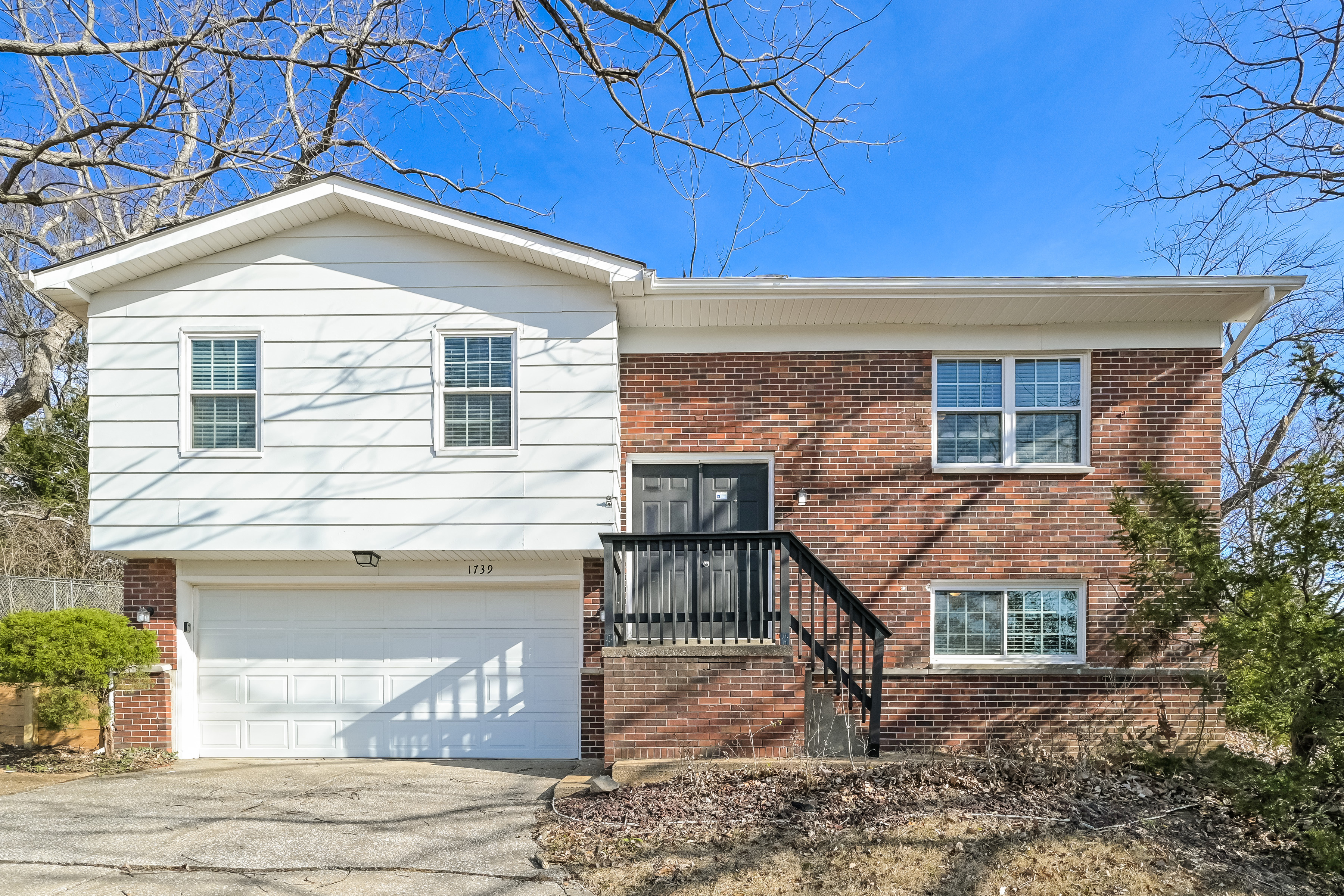 1739 HILLTOP LN IMPERIAL, MO 63052